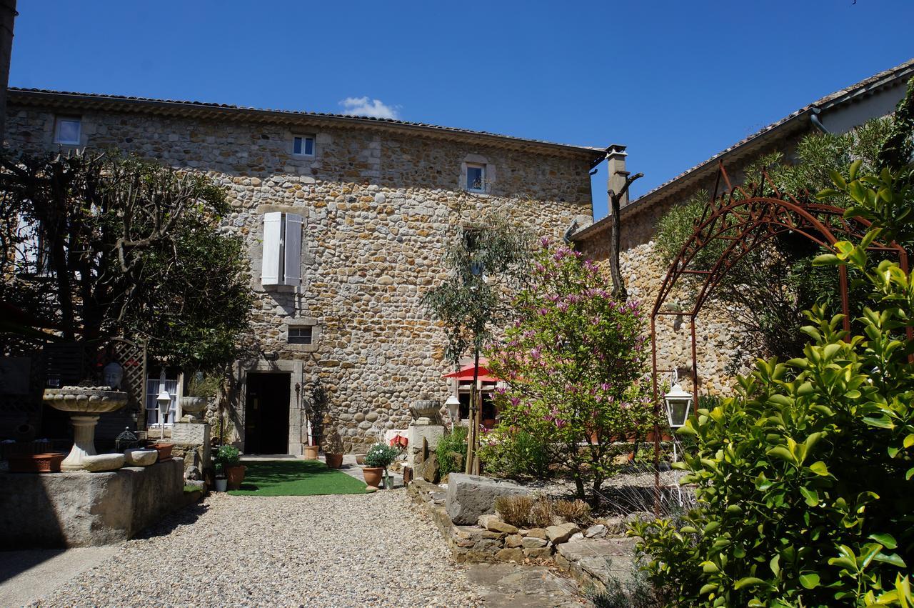 Le Manoir Du Raveyron Hotel Vallon-Pont-d'Arc Exterior photo